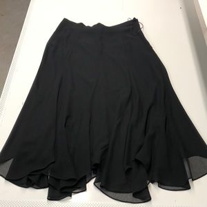 Flirty black skirt